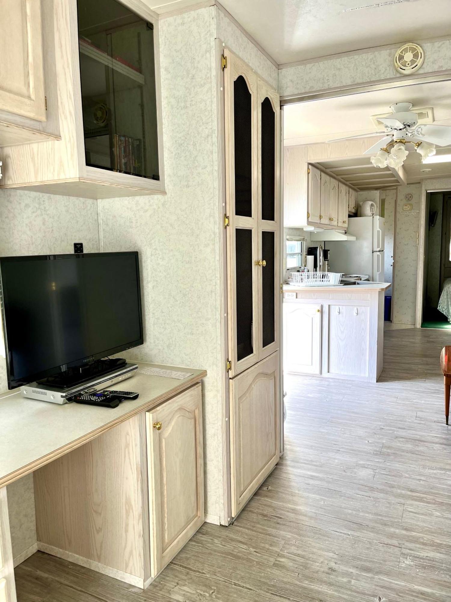 Roberts Roost Resort Quesnel Extérieur photo